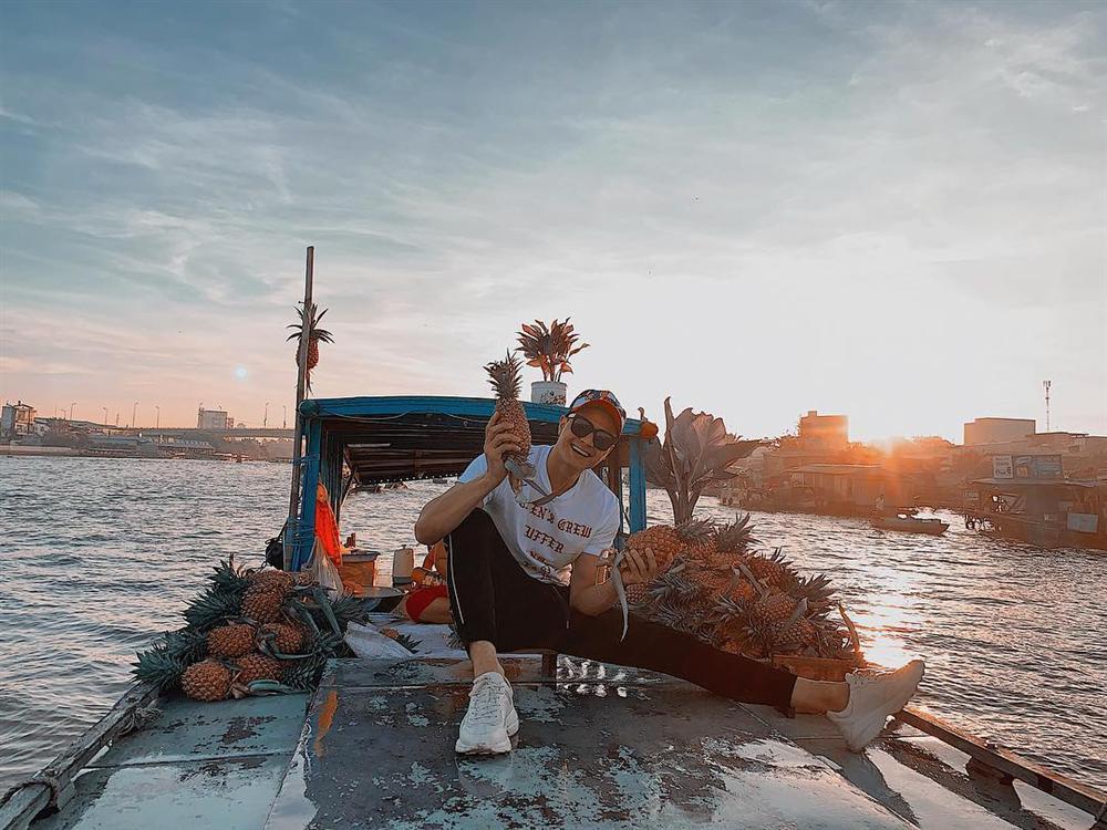 Khoe nhan sắc mê hồn, hoa hậu Đặng Thu Thảo nhắn chị em đừng quên mỉm cười ngày 8/3-11