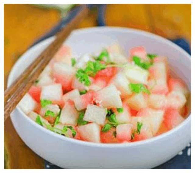 6 món ngon lạ chế biến từ vỏ dưa hấu sẽ khiến chị em nghiện ăn mỗi ngày-2