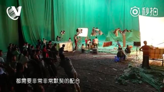 Sự thật cảnh bay lượn như chim của Trương Vô Kỵ trong Tân Ỷ Thiên Đồ Long ký-3