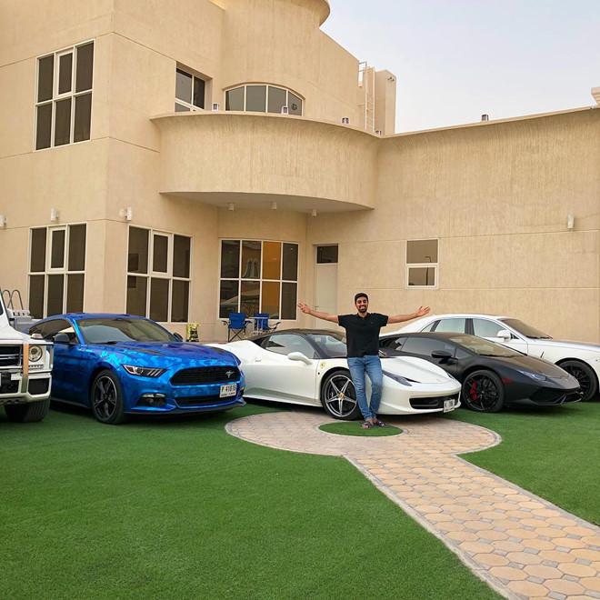 Richkid Dubai sở hữu dàn siêu xe, quà cho mẹ và em cũng là xe sang-5
