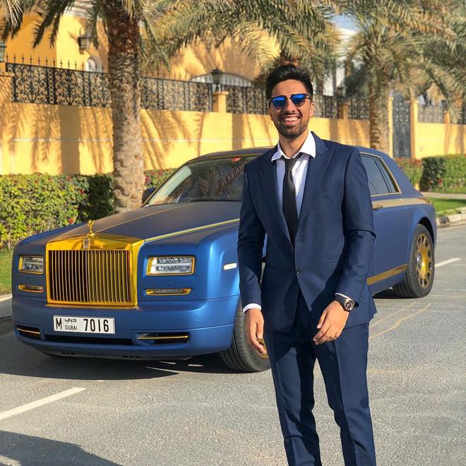 Richkid Dubai sở hữu dàn siêu xe, quà cho mẹ và em cũng là xe sang-10