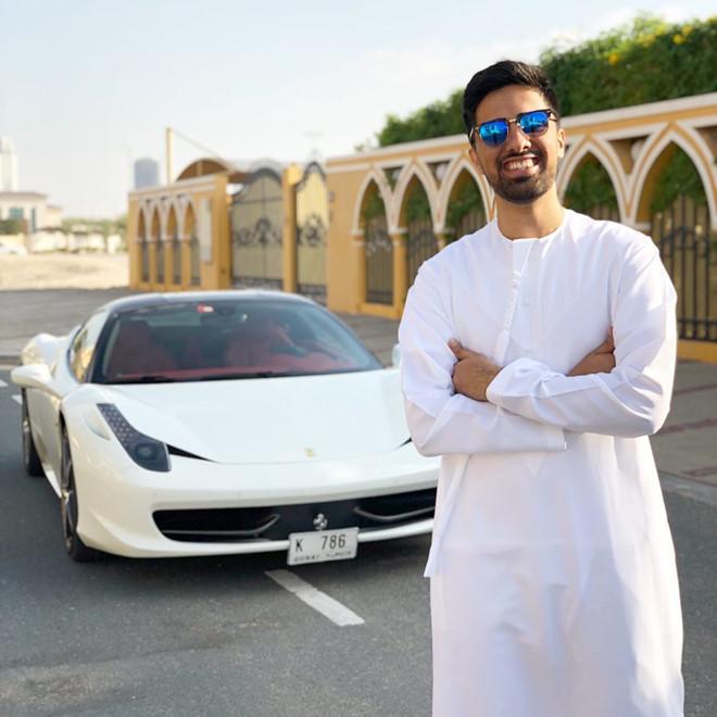 Richkid Dubai sở hữu dàn siêu xe, quà cho mẹ và em cũng là xe sang-1