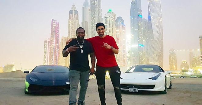 Richkid Dubai sở hữu dàn siêu xe, quà cho mẹ và em cũng là xe sang-15