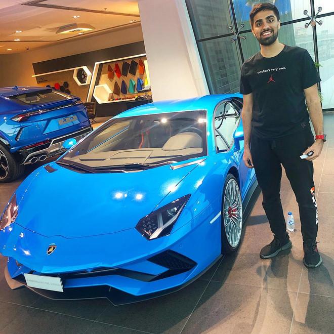 Richkid Dubai sở hữu dàn siêu xe, quà cho mẹ và em cũng là xe sang-4