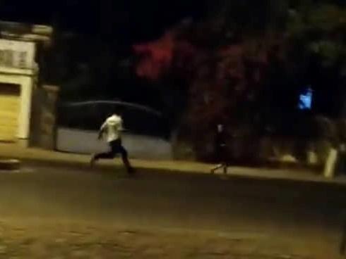 Xác minh clip cô gái bị đánh dã man trên đường đêm 8/3