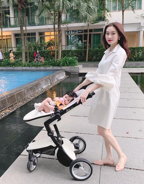 3 cặp mẹ đẹp - con xinh sành điệu của showbiz Việt-3