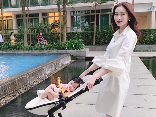 3 cặp 'mẹ đẹp - con xinh' sành điệu của showbiz Việt