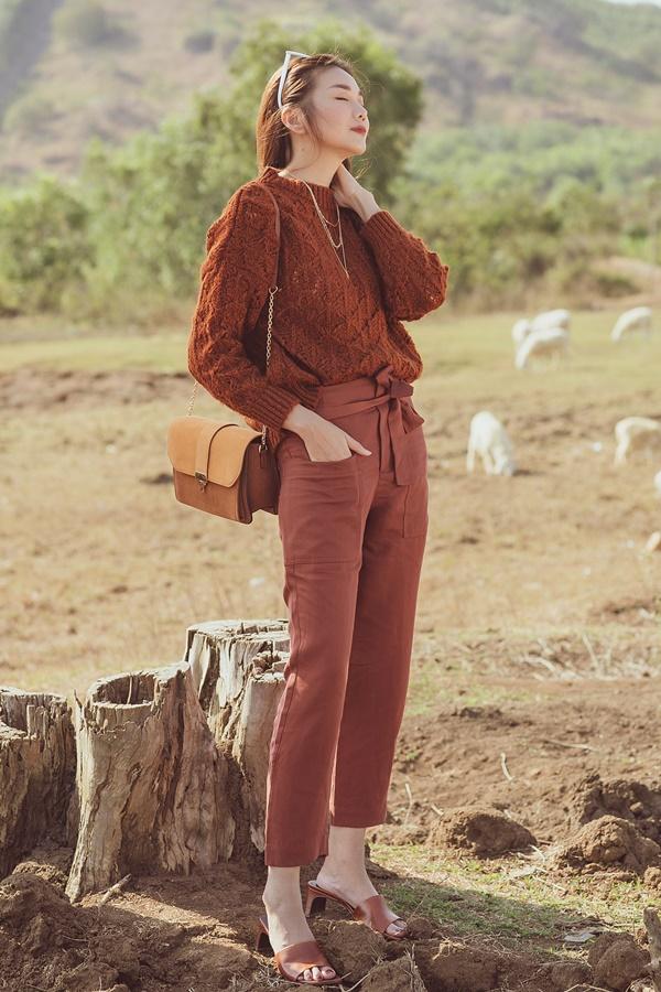 Thanh Hằng hóa quý cô trên thảo nguyên đẹp đến mức khiến Tăng Thanh Hà cũng phải xuýt xoa-9