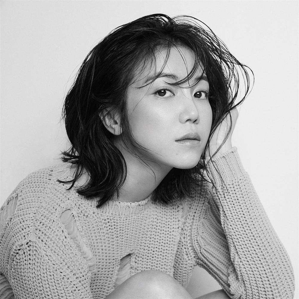 Mỹ nhân bị đồn cặp kè Song Joong Ki: Thành danh nhờ phim 18+, bị ghét vì quá hám tiền-2