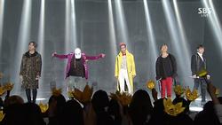 Khoảnh khắc cuối cùng của Big Bang với đội hình đủ 5 người trước khi Seungri chấm dứt sự nghiệp