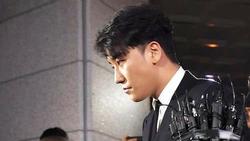 Seungri bị cấm xuất cảnh khỏi Hàn Quốc sau cáo buộc dẫn gái mại dâm