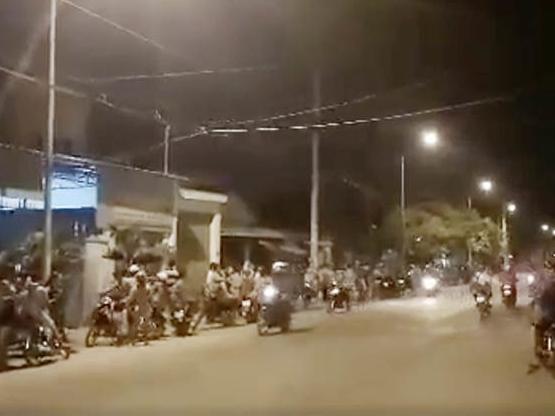 Vụ nghịch tử chặt đứt 2 tay cha, sát hại mẹ và bà nội: Người cha và 1 nạn nhân khác tử vong-4