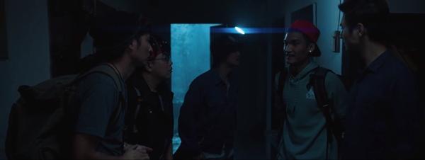 Đang tắm thì gặp ma, Mạc Văn Khoa sợ trối chết bỏ của chạy lấy người-3