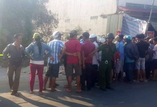 Diễn biến nghịch tử 9X sát hại 3 người thân và chủ tiệm lạp xưởng-1