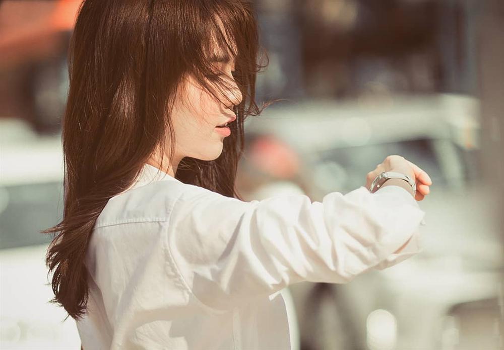 Hiếm hoi lắm mới diện bikini, Tăng Thanh Hà gây xốn xang với khoảnh khắc khoe lưng trần gợi cảm-9