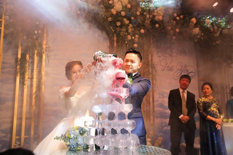 Clip cực hot ở đám cưới MC Cà phê sáng: Cô dâu, chú rể hát hay như ca sĩ chuyên nghiệp-8