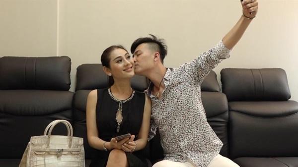 Sự thật về chiếc túi Hermès Birkin đắt nhất thế giới Lâm Khánh Chi được chồng tặng-1