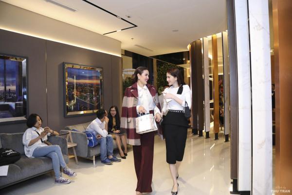 Sự thật về chiếc túi Hermès Birkin đắt nhất thế giới Lâm Khánh Chi được chồng tặng-5