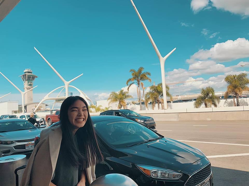 Phương Ly gây shock với khoảnh khắc nằm bất động trên nền nhà, xung quanh được boss bảo vệ-3