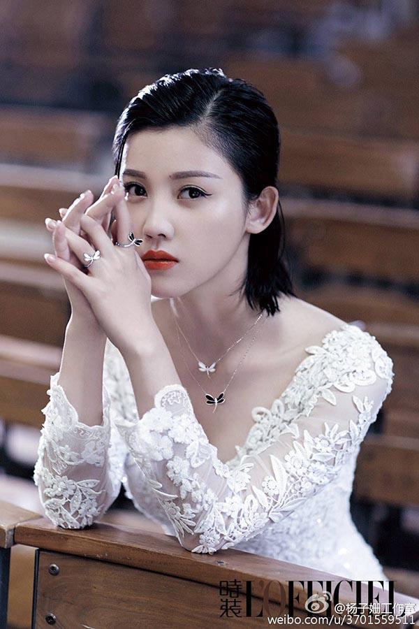 Triệu Vy và Tô Hữu Bằng làm lại Hoàn Châu Cách Cách: Hứa Khải vai Ngũ A Ca, Lâm Tâm Như đóng mẹ Hạ Tử Vy-3