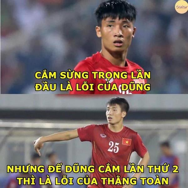 Ảnh chế cực ‘lầy lội’ của các chàng tuyển thủ Việt theo triết lý tình yêu của Miss Hương Giang khiến dân mạng cười nghiêng ngả-10