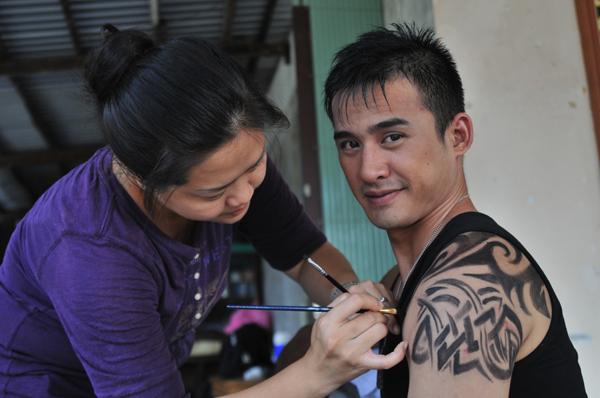 Lương Thế Thành bị hành xác khi vào vai giang hồ-2