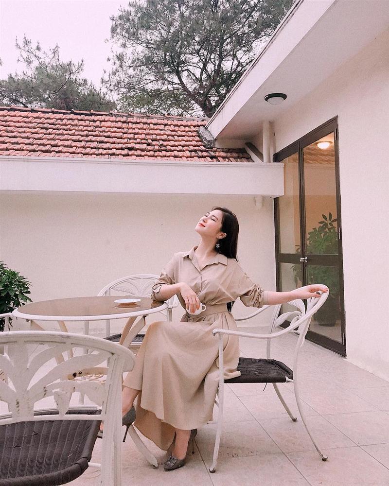 Võ Hoàng Yến kêu cứu vì đi bơi mà bị cá cắn-8