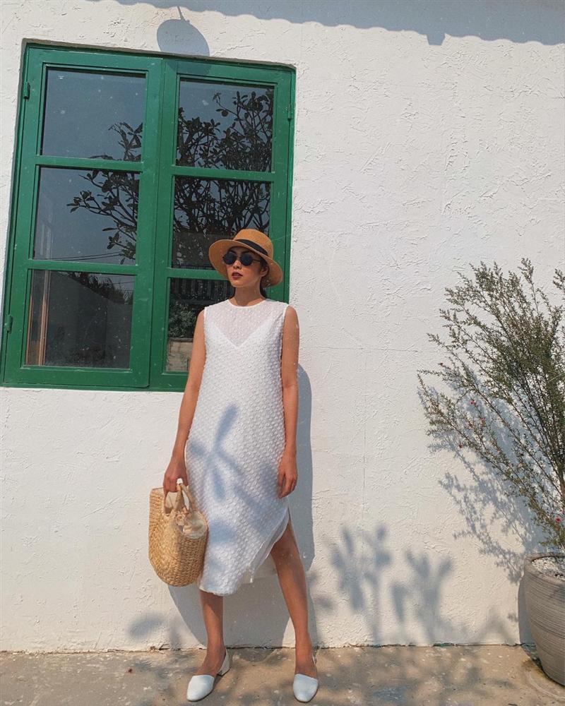 Võ Hoàng Yến kêu cứu vì đi bơi mà bị cá cắn-2