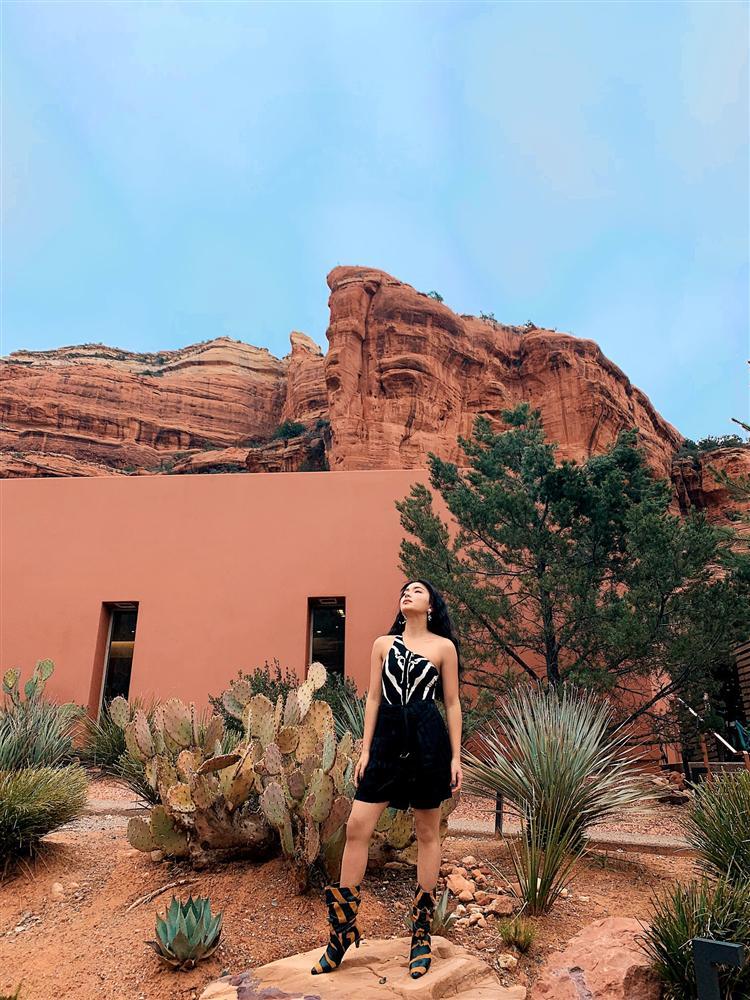 Châu Bùi trở thành gương mặt Việt duy nhất tham dự show ra mắt BST xuân hè của H&M mà fan cứ ngỡ cô làm travel blogger-9