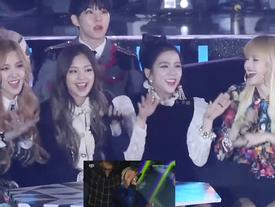 Black Pink cuồng nhiệt trong lần cuối cùng xem Seungri biểu diễn Black Pink cuồng nhiệt trong lần cuối cùng xem Seungri biểu diễn