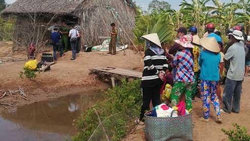 Tạm giữ người mẹ dùng búa chém dã man khiến con gái 4 tuổi chết thảm, nghi mắc bệnh tâm thần-2