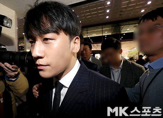 VIDEO ĐÁNG SỢ: Big Bang đã tiên đoán scandal khủng khiếp của Seungri từ 2 năm trước-1