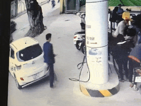 Nam thanh niên đi ô tô, mặc bảnh bao như giám đốc quỵt 150 nghìn tiền xăng-1