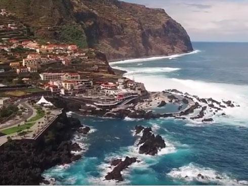 Dấu vết ngoài hành tinh nằm chình ình trên đỉnh núi ở Nam Phi-2