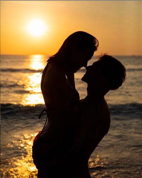 Thừa nhận thay tính đổi nết từ khi có bạn trai mới, MC Hoàng Oanh giờ đã chịu ngoan ngoan để yêu anh-3