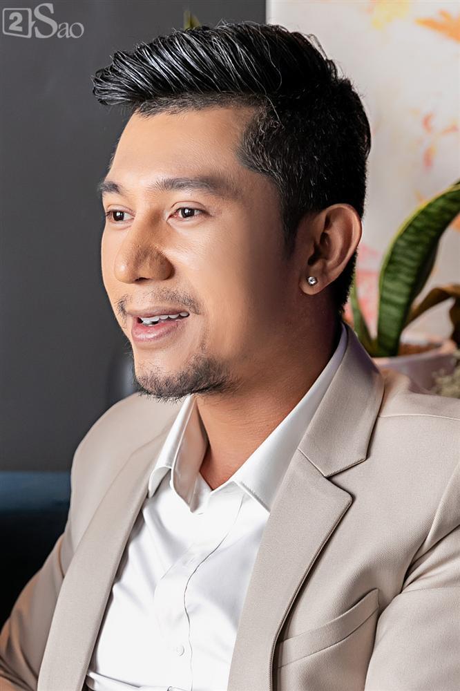 Bị đám đông chỉ trích rẻ tiền nhưng Ngân 98 lại được mẹ chồng tương lai khen ngoan, ăn mặc kín đáo-3