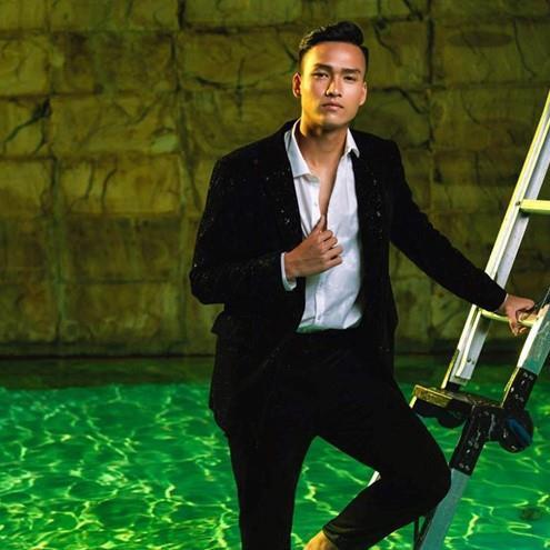 Chàng hậu vệ tranh vị trí em út điển trai của Văn Hậu tại U23-3