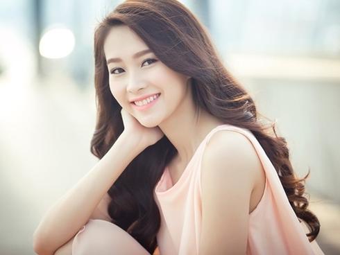 Những phụ nữ sinh vào tháng này âm lịch: Cuộc đời an nhàn VÀNG TÍCH CẢ CHUM, chồng con chiều chuộng như bà hoàng