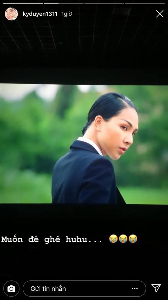 Ơ kìa, Kỳ Duyên bây giờ mạnh dạn đăng hẳn ảnh cận ngực người tình tin đồn?-11