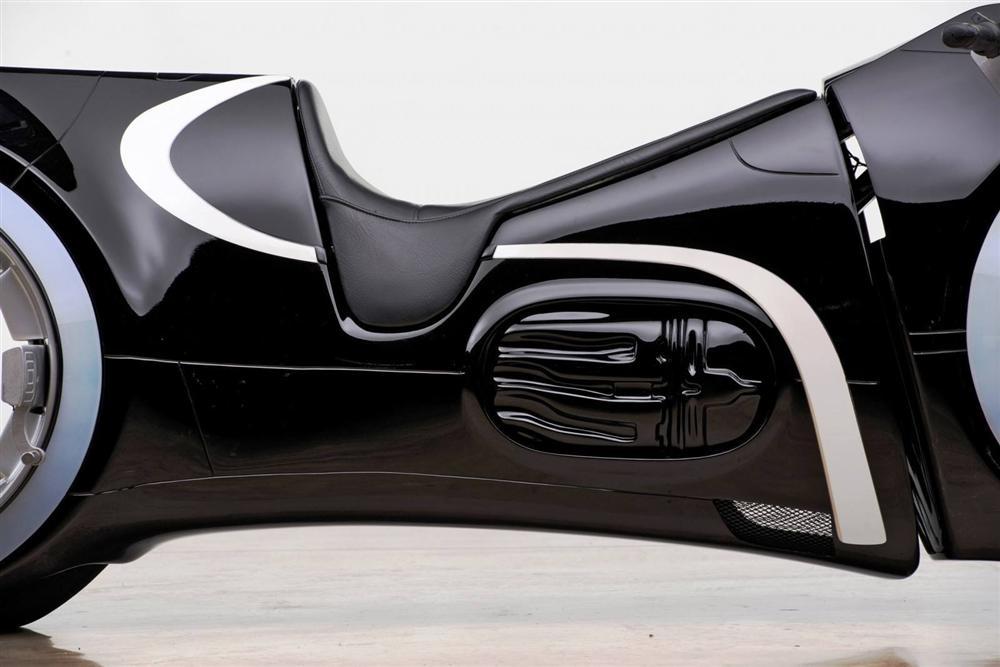 Khả năng đặc biệt của siêu mô tô 2,7 tỷ Đức Tào phớ vừa mua-5