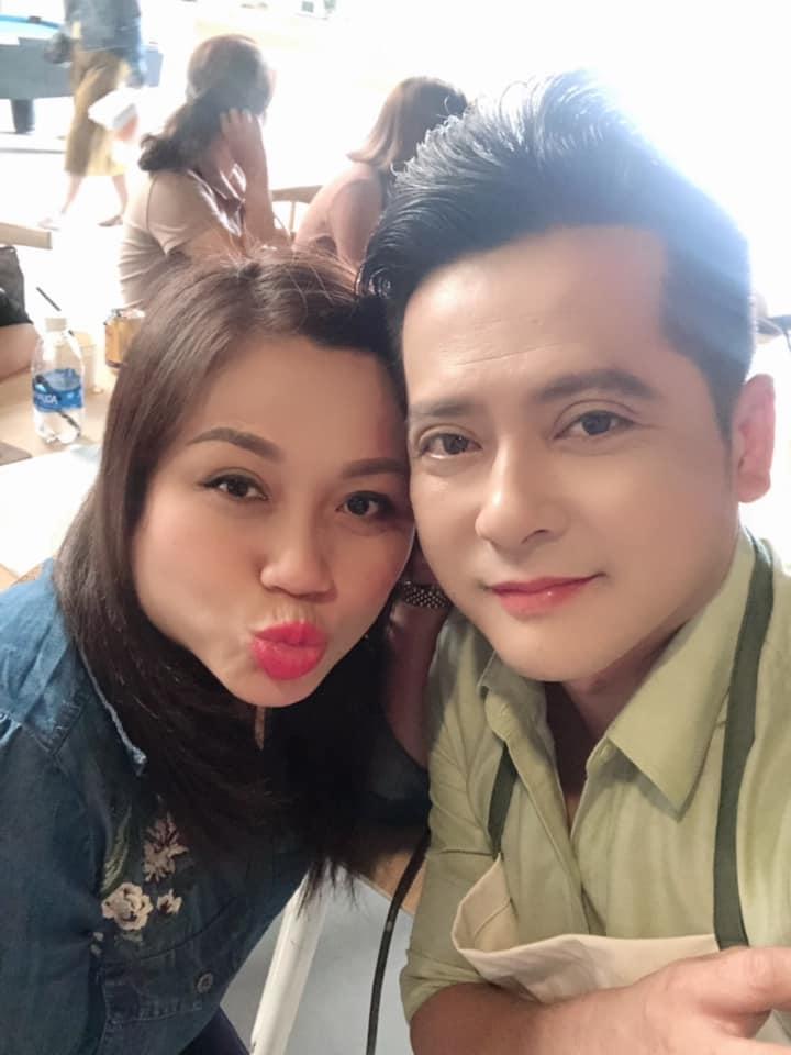 Không kém Lương Bằng Quang - Ngân 98, vợ chồng nam chính Gạo nếp gạo tẻ rủ nhau đi dao kéo-1