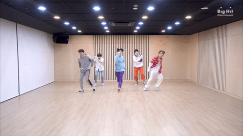 TXT đăng clip vũ đạo cho bài hát… phụ: Thử một lần chơi lớn xem netizen có trầm trồ?-4