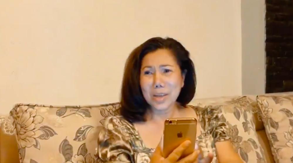 Vừa được khen đã biết ăn mặc kín đáo, Ngân 98 lại gây sốc với loạt ảnh diện váy ren không nội y ở trên giường-6