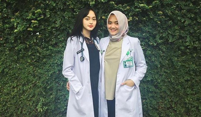 Nữ sinh Y khoa nhiều tài lẻ, nổi tiếng trong giới trẻ Indonesia-2