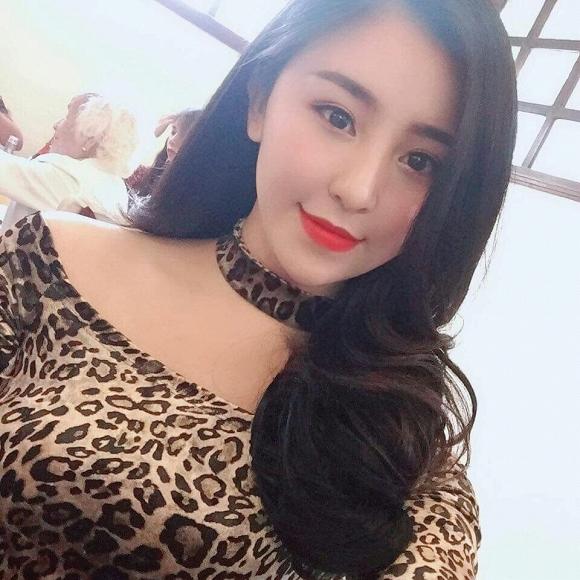 Sau khi ly hôn chồng, hot girl bánh tráng trộn Đà Lạt công khai khoe ảnh tình tứ bên người yêu mới điển trai-3