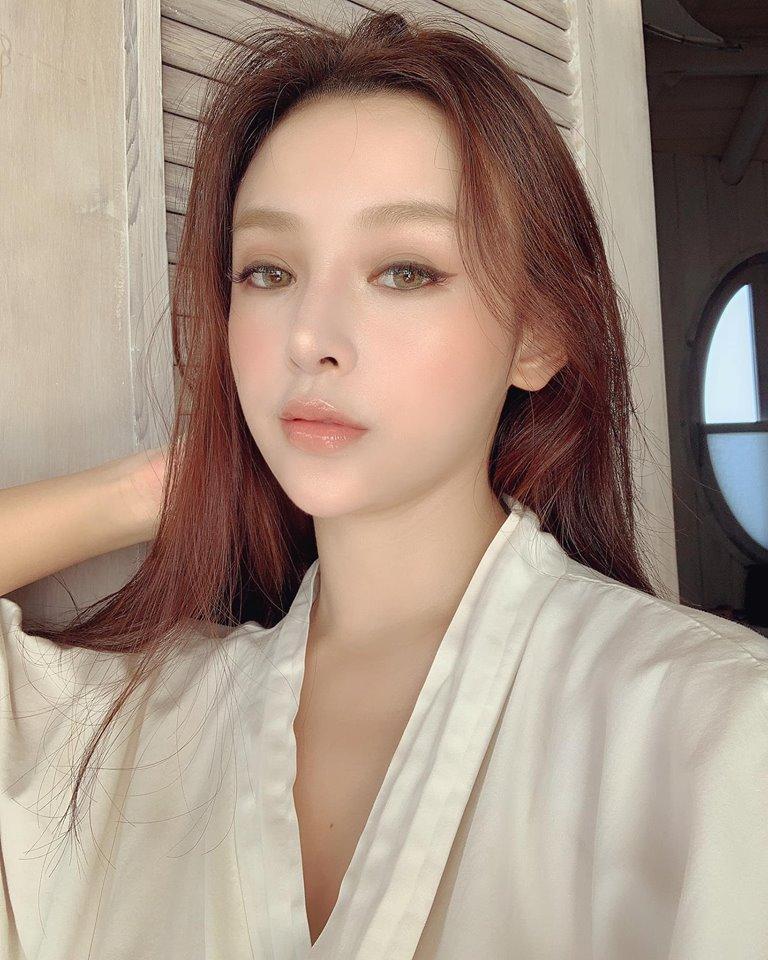 Có đám cưới khủng chưa là gì, nàng tiểu thư đình đám của hội con nhà giàu Việt vừa khoe clip chụp ảnh cưới cực lãng mạn-7