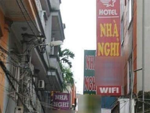 Chán chồng, nửa đêm bỏ trốn theo người tình, lúc mở vali hành lý mang theo mà tôi bật khóc-3