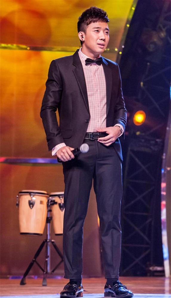 Sự cố toạc quần trớ trêu trước khán giả: Nhọ nhất là Trấn Thành, dính những 2 lần!-8