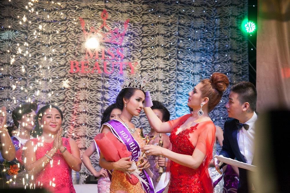 3 Hoa hậu Chuyển giới được công nhận ở Việt Nam: Chưa nhan sắc nào là đối thủ xứng tầm của Hương Giang-1