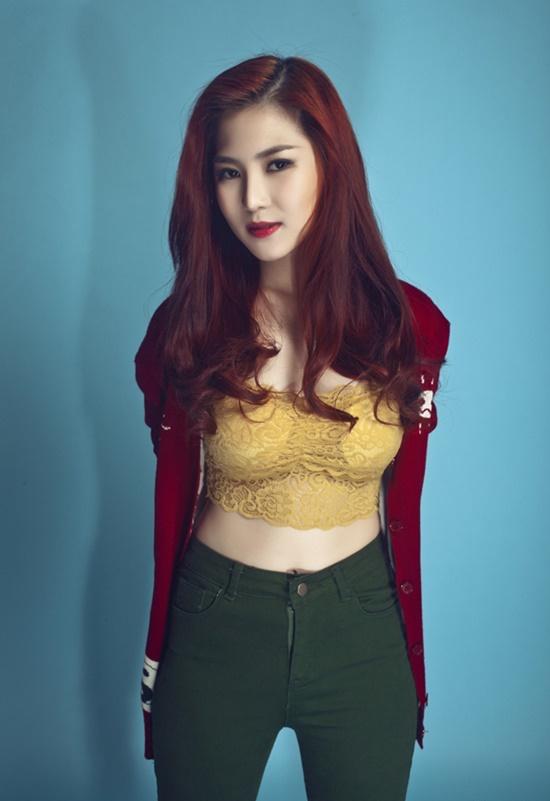 Vừa khoe hình xăm mới ở chân ngực, Hương Tràm lại gây sốc với mái tóc bạch kim-4